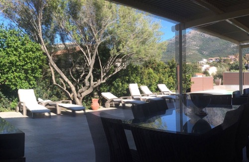 Marine de Saint Ambroggio Villa | Villa confortable con piscina junto al mar