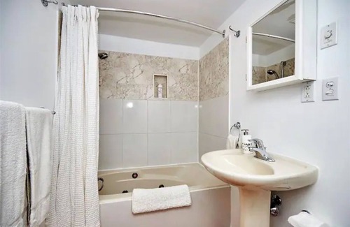 Welland Casa | Comfortable Private Room for 2.