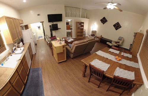 Arden-Arcade Apartamento | Apartamento privado recientemente remodelado en el corazón de Sacramento