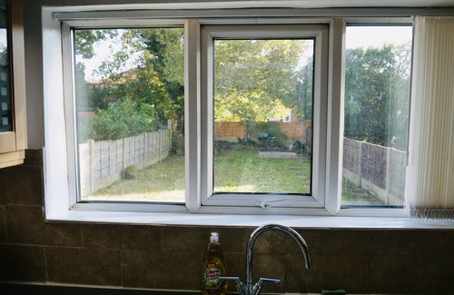Reddish Casa | Comfortable relaxing house suitable for a get away