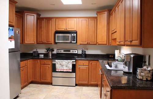 Tucson Condominio | Comfortable relaxing townhome, conveniently located for biking and hiking!