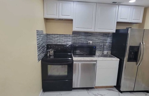 Bowie Casa | Comfortable Room in a basement in Bowie near Toyota, Baysox Stadium & More.