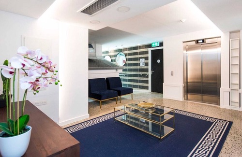 Perth Casa | Comfortable Room With Fantastic Rooftop Views