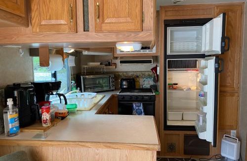 Regional District of Nanaimo Otro | Comfortable RV in a farm