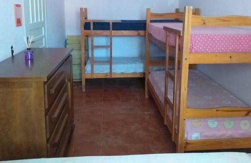 Campos Eliseos Casa | Comfortable single storey house with great accessibility. A few meters from the beach.