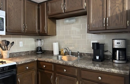 Rock Falls Apartamento | Comfortable & spacious 2 bedroom