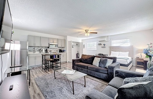 Apopka Apartamento | Comfortable Studio Stay on Small Farm