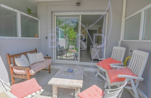 Petit Juas Apartamento | Comfortable studio, terrace and private garden