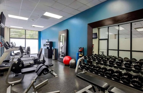 Buckner Terrace - Everglade Park Casa | Comfortable suites in East Dallas