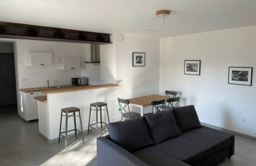 Courthezon Apartamento | Comfortable T3 apartment in mas provençal near the countryside