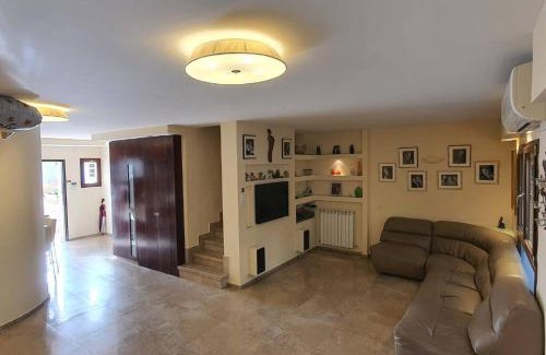 Mamilla Casa | Comfortable three bedroom cottage