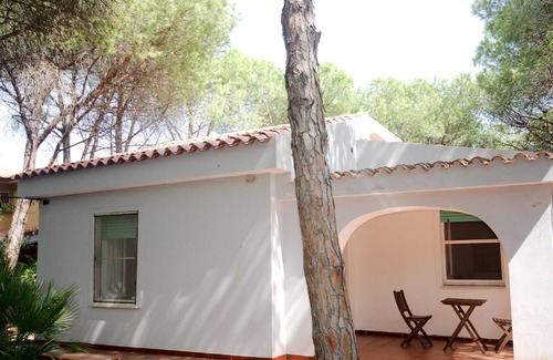 Sas Linnas Siccas Villa | Comfortable Vacation Home “67 Villa con Splendida Vista Mare” on the Sea with Sea View, Balcony, Garden & Terrace; Parking Available