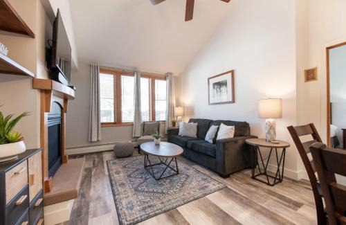 Winter Park Apartamento | Comfortable Zephyr Mountain Lodge Condo with Spectacular View of the Continental Divide condo