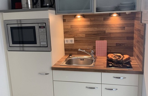 Lauf an der Pegnitz Apartamento | Comfortably furnished vacation apartment (40sqm) in the Nuremberg countryside