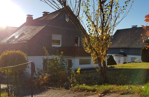 Groenebach Casa | Comfortably furnished child-friendly vacation home with garden