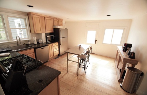 Buskirk Casa | Comfortably spacious modern 1840s farm house.
