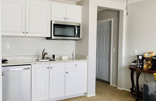 Victorville Apartamento | Comfy 1-Bedroom Suite w/Pool & Spa