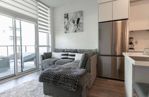 Innisfil Apartamento | Comfy 1BR Condo w/ Balcony, BBQ & Parking