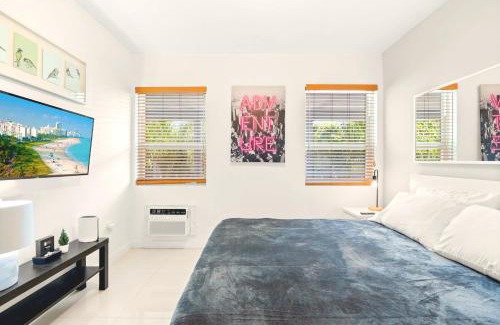 West Avenue Apartamento | Comfy 1BR in Miami Beach's Heart w BBQ zone
