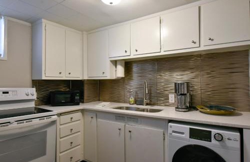 Downtown Omaha Apartamento | Comfy 1BR King Near Omaha Hotspots