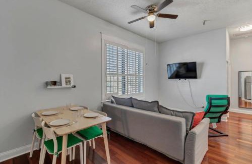 Springfield Apartamento | Comfy 2 BR apt with bunk beds - very pet friendly