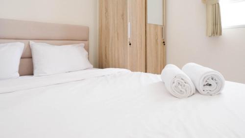 Surabaya Apartamento | Comfy 2BR Apartment at Puncak Kertajaya Surabaya near ITS By Travelio