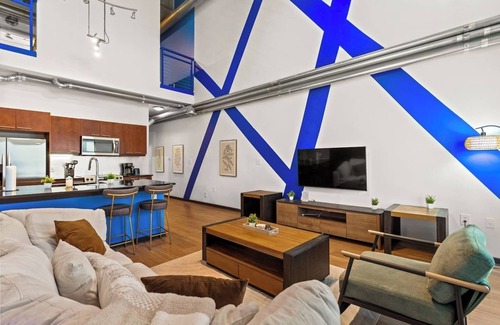 Atlantic Station Area Apartamento | Comfy 2BR Escape near Midtown Atlanta