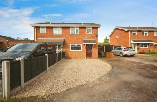 Malvern Wells Casa | Comfy 3 Bed Home- 30min to Birmingham