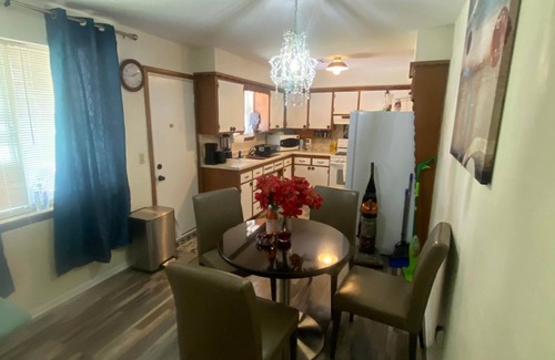 Midwest City Casa | Comfy 3 Bedroom with smart TV and WiFi near Tinker