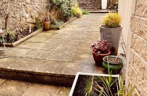 Ilminster Casa | Comfy 2BD Home with Patio in Peaceful Ilminster