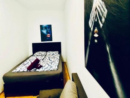 Thurygrund Apartamento | Comfy 3BR Apt for Groups, 10-Min to Währinger Park