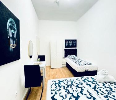 Liesing Apartamento | Comfy 5BR shared Apartment Near Kaufpark Alterlaa