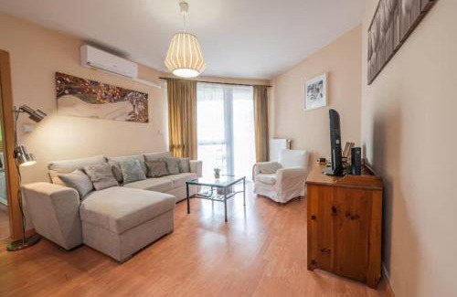 Istvanmezo Apartamento | Comfy apartment at Puskas Stadion with balcony