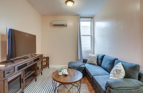 Constable Hook Casa | Comfy Bayonne Townhome about 11 Mi to NYC Attractions