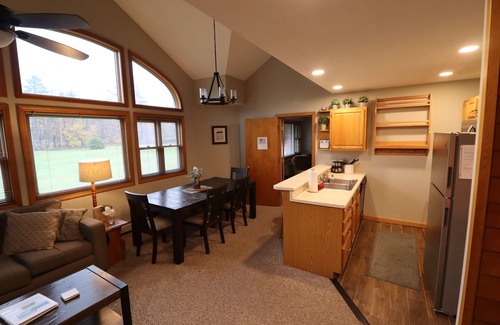 Woodstock Condominio | Comfy Condo nestled in the White Mountains of NH (6 adults max)