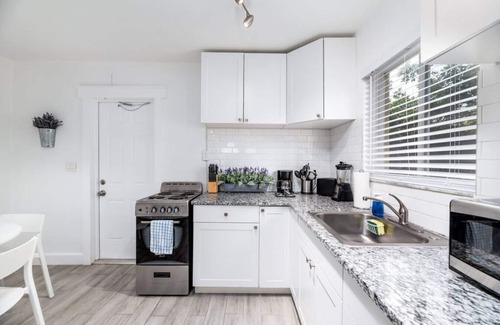 Middle River Terrace Apartamento | Comfy Condos @ Middle River - #3