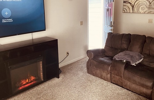 Rock Hill Apartamento | Comfy & Cozy 3 Bedroom Apartment Minutes away From Charlotte