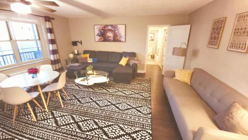 Downtown Atlanta Apartamento | Comfy Downtown Condo With Balcony