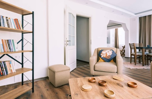 Mentese Apartamento | Comfy Flat w Nature View Balcony in Mugla