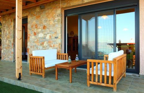 Theologos Apartamento | Comfy flat with Garden near the Beach