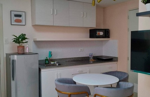 Las Pinas Condominio | Comfy flexi 1 or 2 BR condo with wifi access. Parking is subject to availability