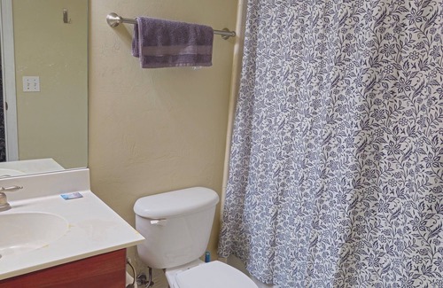 Tallahassee Casa | Comfy Gated Community Townhome
