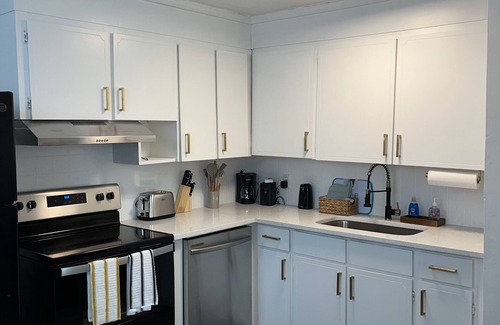 Fort Valley Casa | Comfy Home w/ Wi-Fi & Kitchen