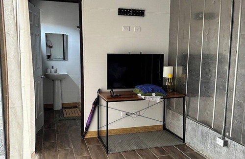 Jacó Hotel | Comfy Hotel in Playa Jaco with Pool, Gym, Pickleball