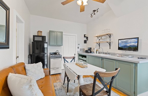 Downtown Flagstaff Apartamento | The Sweet Retreat, 2 habitaciones, 1 baño para 5 personas