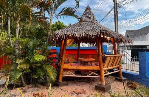 Pong Casa | Comfy lakeside apartment