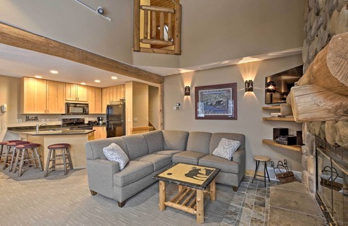 Lutsen Villa | Comfy Lutsen Mountain Villa w/ Balcony & Grill