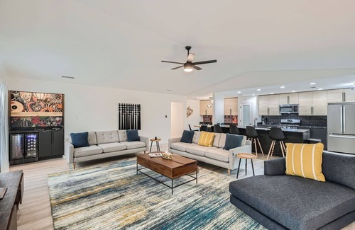 Milwood Casa | Comfy Modern Boho Retreat in Austin close to Domain & Tech offices
