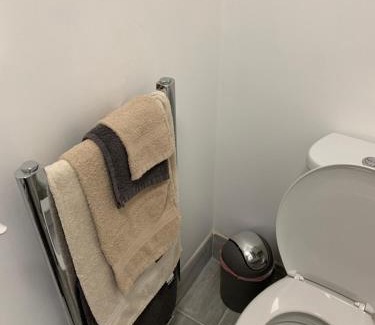 Cheddar Apartamento | Comfy New Self Contained 1 Bed Flat - Modern!