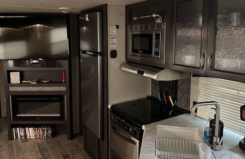 Pipestem Casa | Comfy, peaceful RV in a quiet neighborhood across from Pipestem State Park